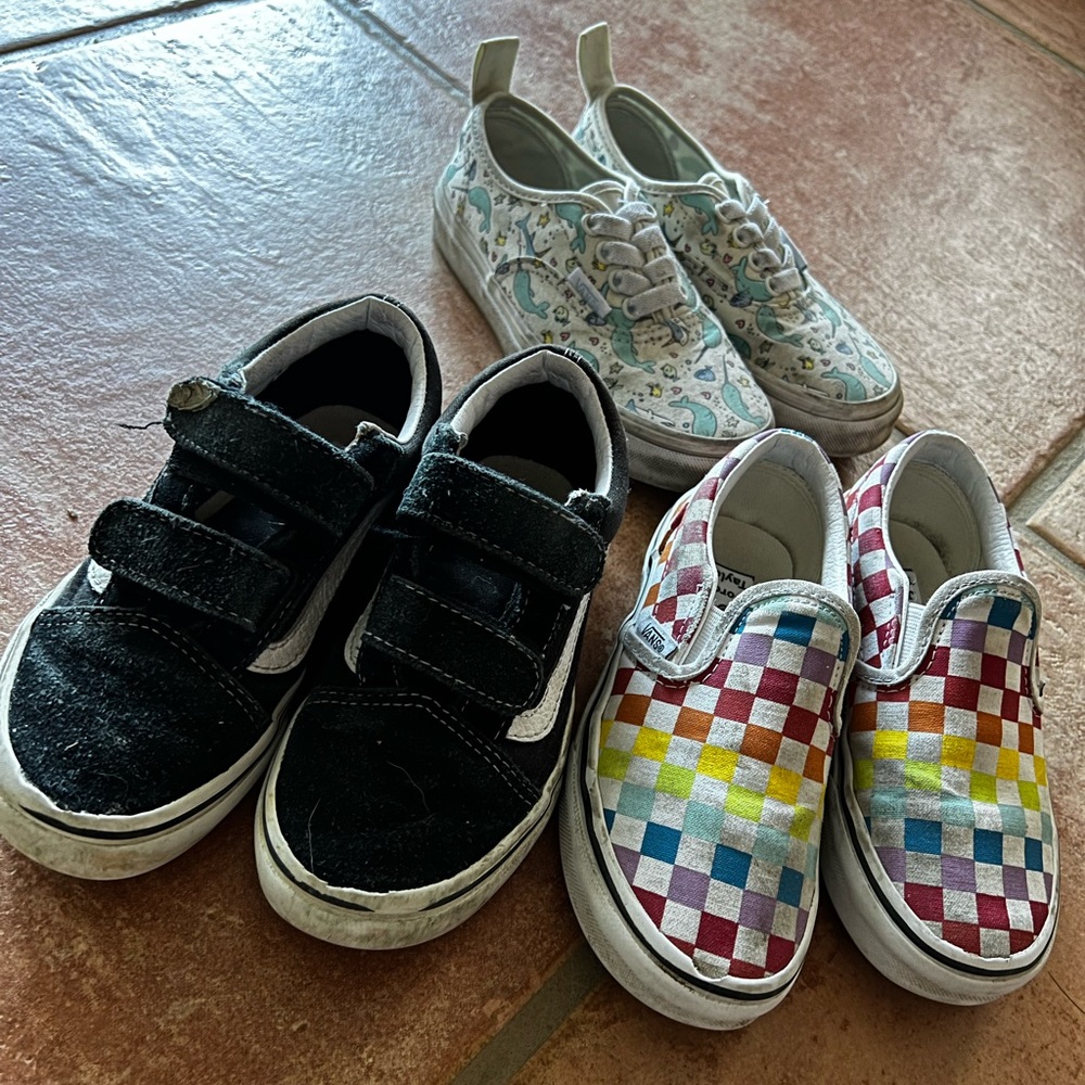 Bundle of 3 pairs Vans shoes